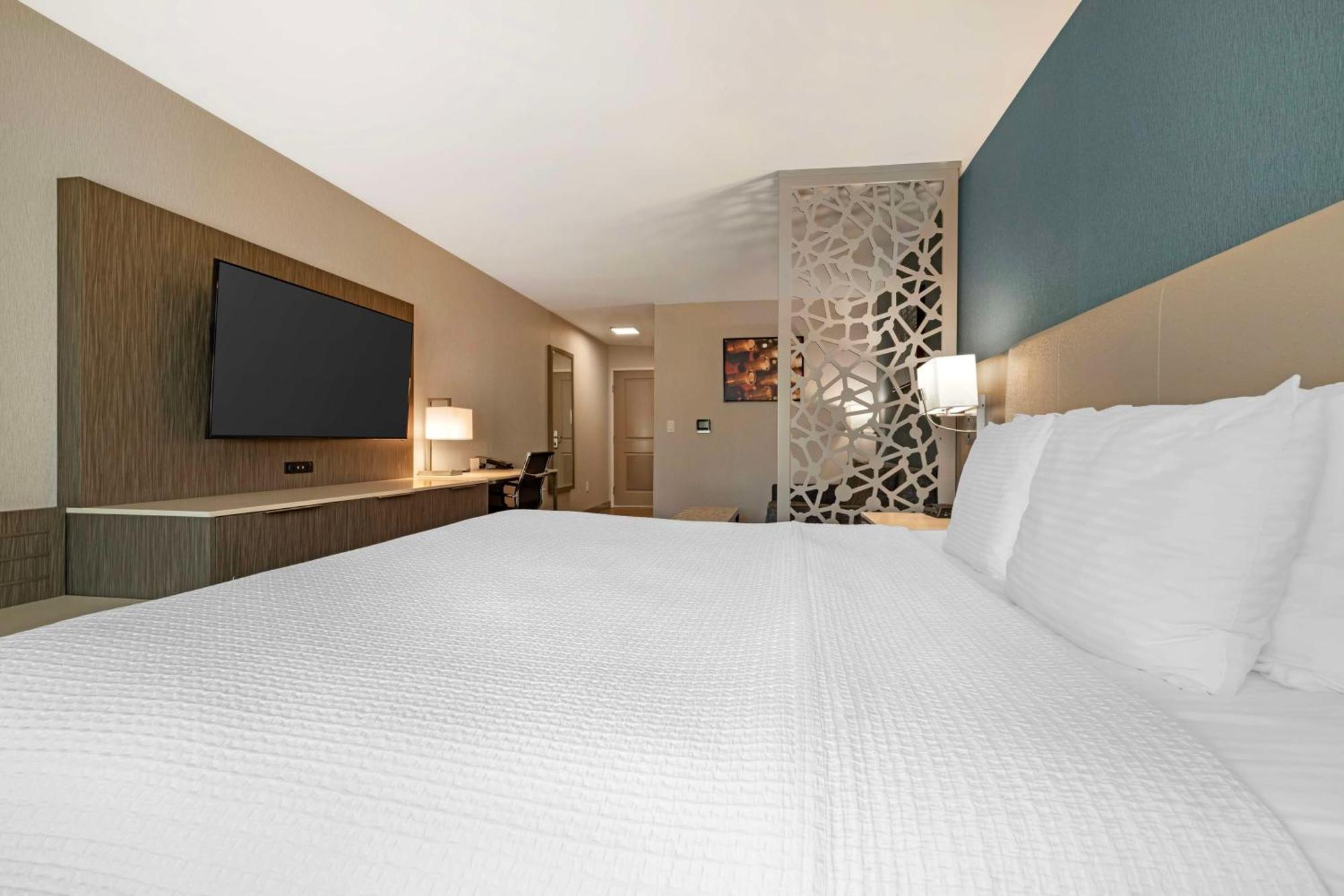 Best Western Plus Temecula Wine Country Hotel&Suites Exterior foto